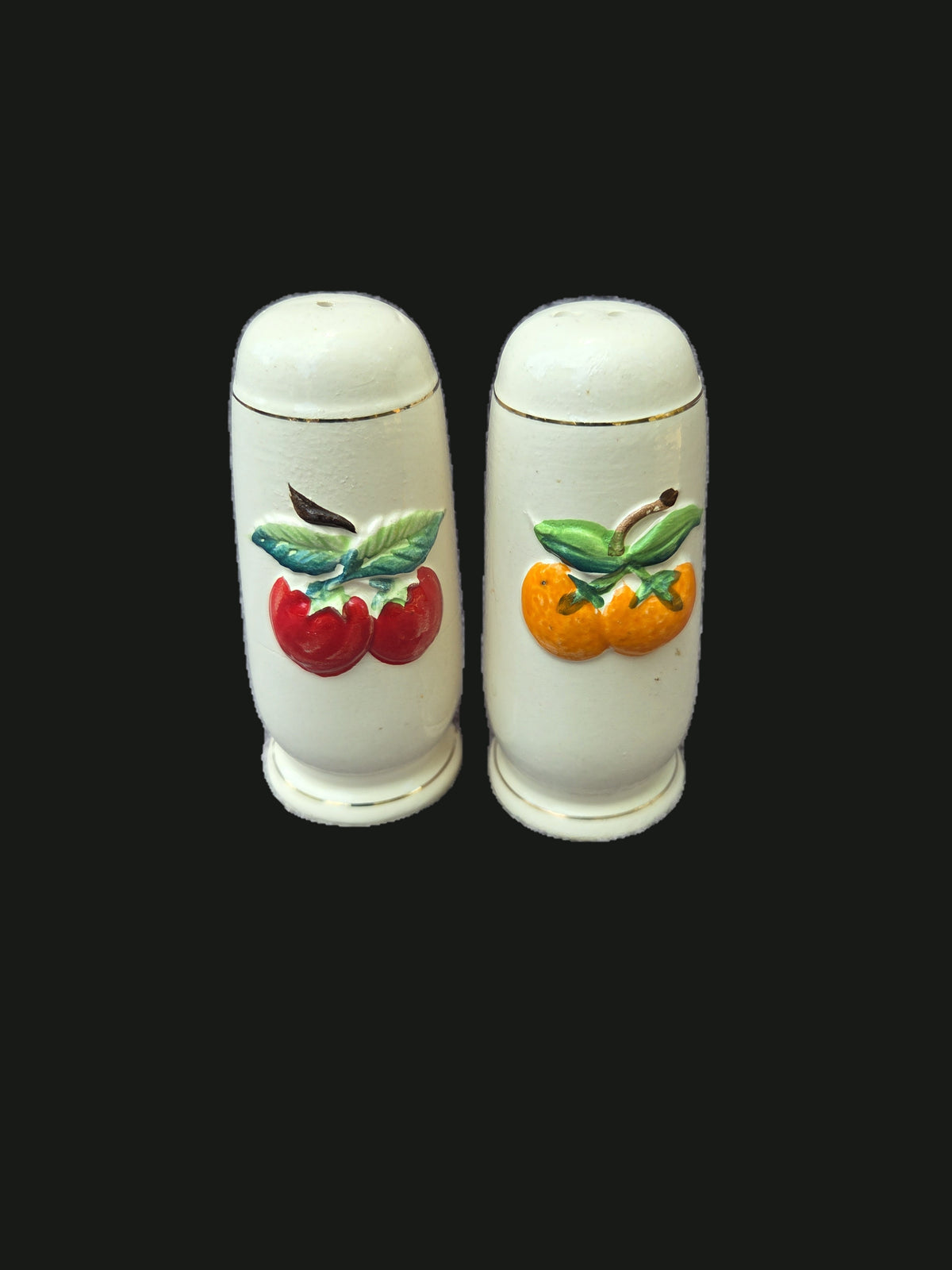 Vintage 1950s Japan Ivory Ceramic 3D Embossed Fruit Table-Grace Prayer Salt & Pepper Shakers — OGR-049 - OGR-049_1_Front_Embossed_Fruit_View_nobg.jpg